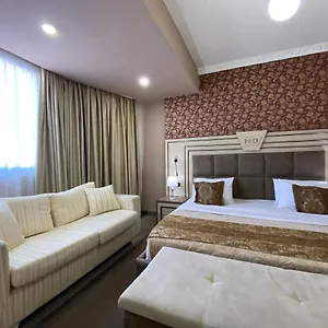 Hotel Deluxe ****